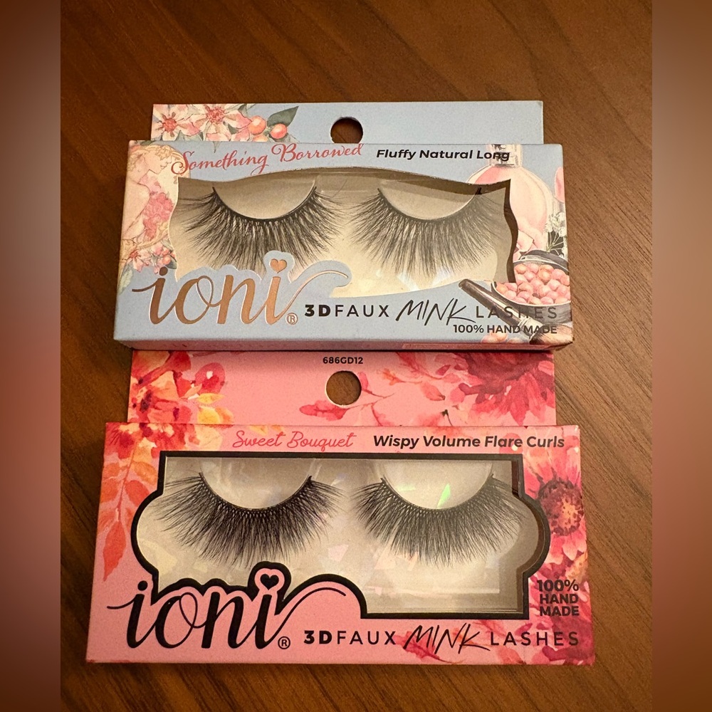 NWT Sweet Bouquet 3D Faux Eyelashes Two Pairs, Fluffy Natural Long